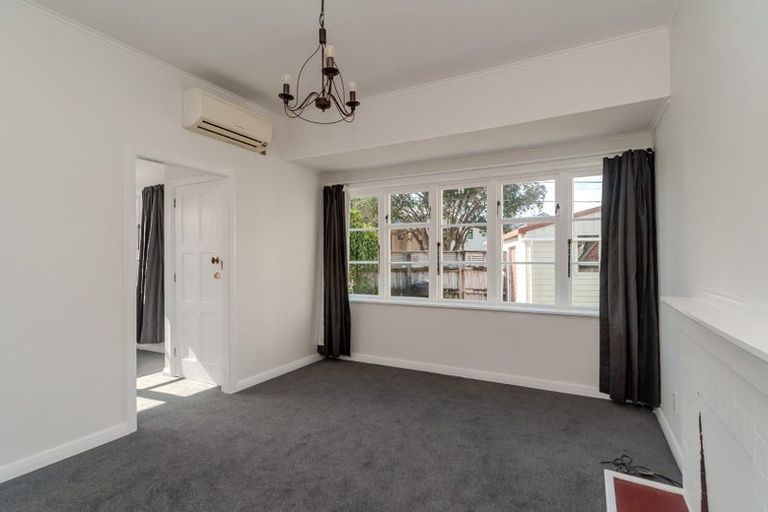 Photo of property in 90 Copeland Street, Epuni, Lower Hutt, 5011