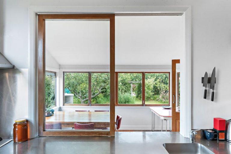 Photo of property in 60 Naples Street, Martinborough, 5711