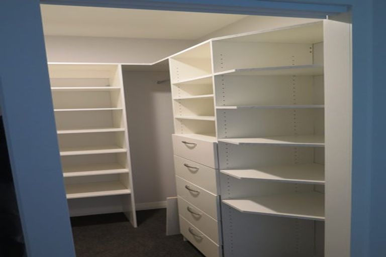 Photo of property in 70 Spinella Drive, Bayview, Auckland, 0629