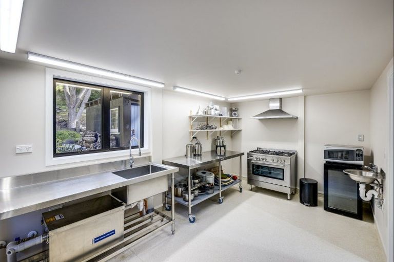 Photo of property in 42 Mclean Road, Havelock North, 4294
