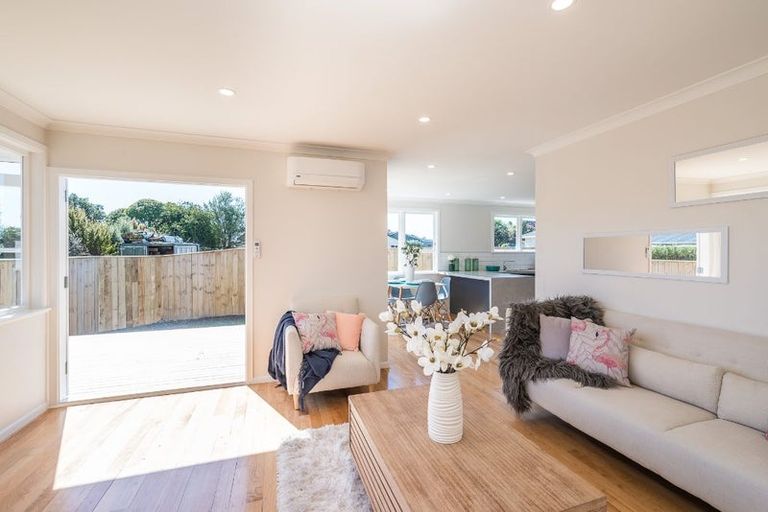 Photo of property in 7a Tawa Street, Waikanae, 5036