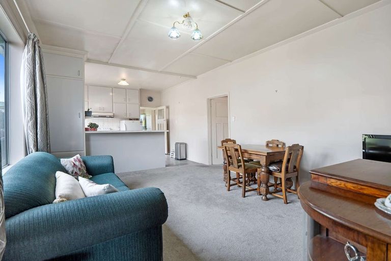 Photo of property in 24 Greta Street, South Hill, Oamaru, 9400