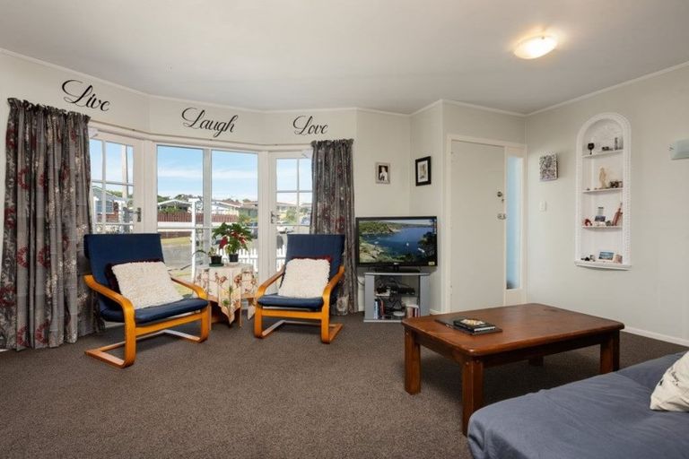 Photo of property in 6 Kylemore Place, Te Puke, 3119