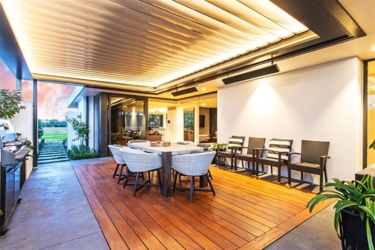 Photo of property in 92 Harts Creek Lane, Northwood, Christchurch, 8051