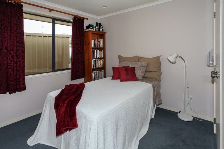 Photo of property in 98 Reynolds Road, Pukekohe, 2120