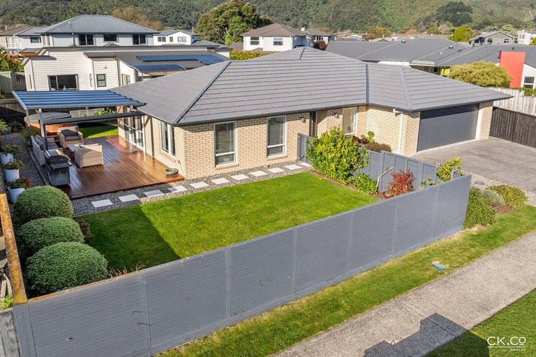 Photo of property in 3 Macdiarmid Place, Waiwhetu, Lower Hutt, 5010