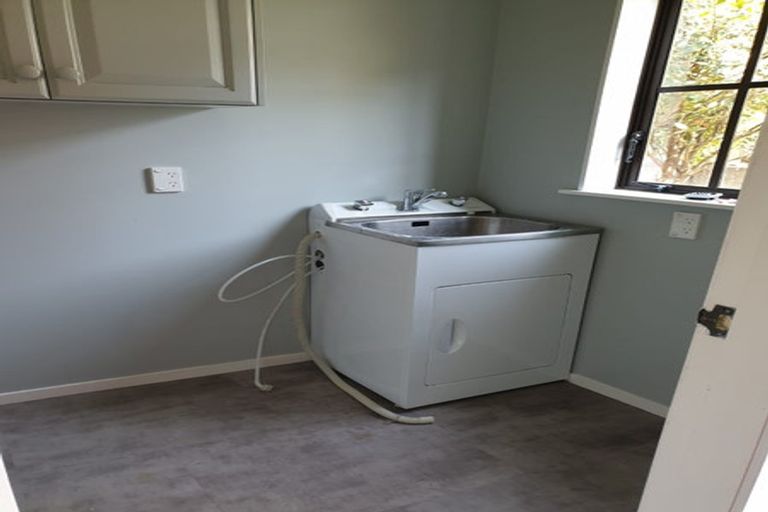 Photo of property in 49b Viewmont Drive, Harbour View, Lower Hutt, 5010