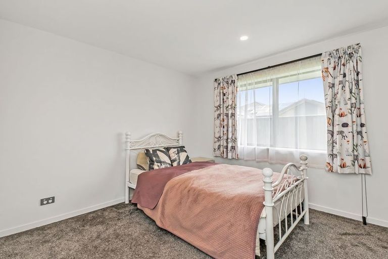 Photo of property in 12 Peregrine Crescent, Rolleston, 7615