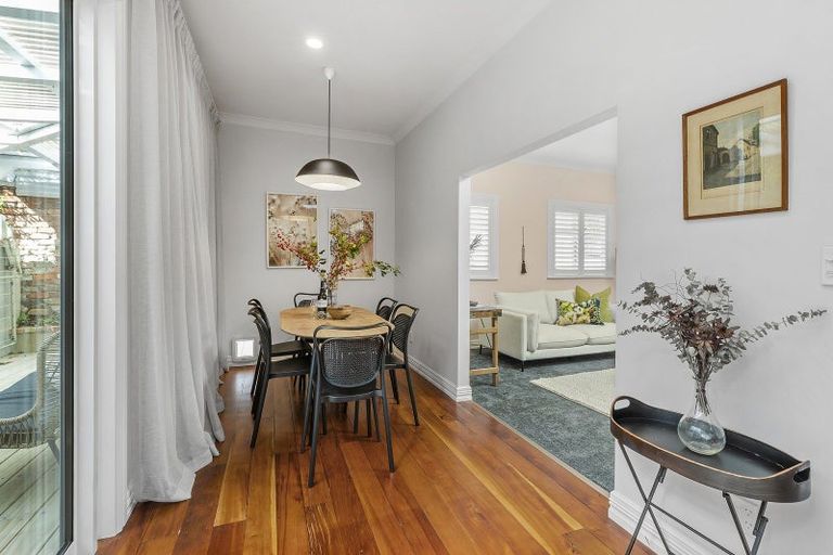 Photo of property in 55 Mckinley Crescent, Brooklyn, Wellington, 6021