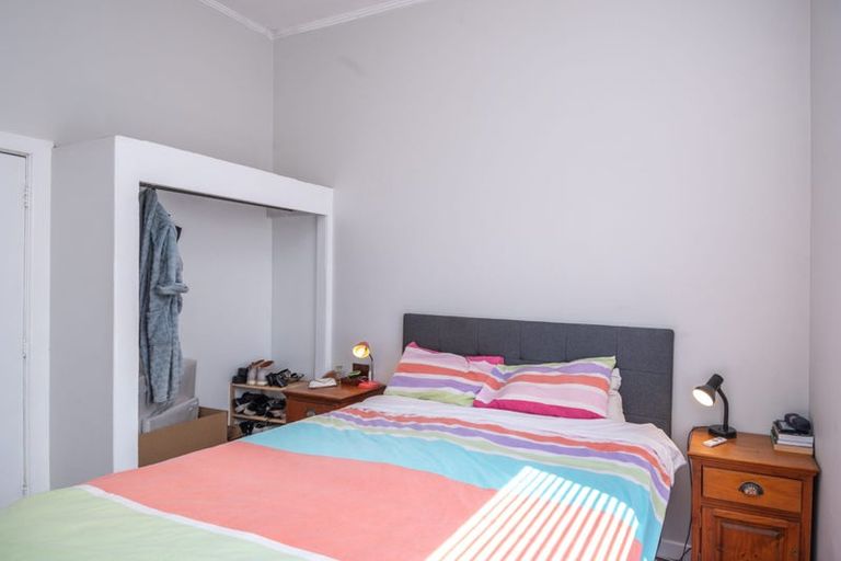 Photo of property in 12 Root Street, Gisborne, 4010
