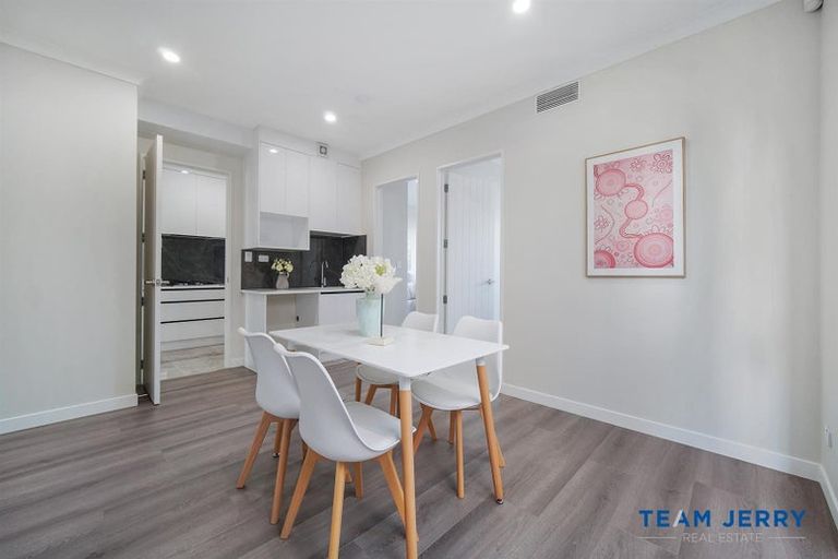 Photo of property in 21 Knockanara Drive, Flat Bush, Auckland, 2019