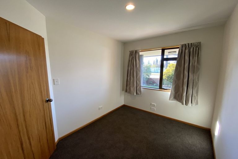 Photo of property in 2 Ngaio Street, Saint Martins, Christchurch, 8022