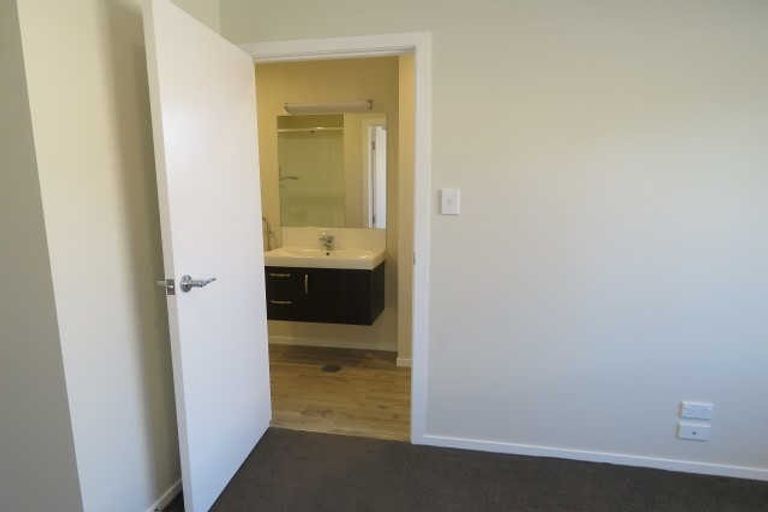 Photo of property in 65u4 Knighton Road, Hillcrest, Hamilton, 3216