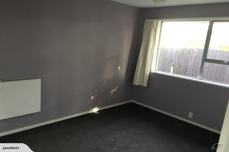 Photo of property in 1/6 Timbertop Lane, Saint Martins, Christchurch, 8022