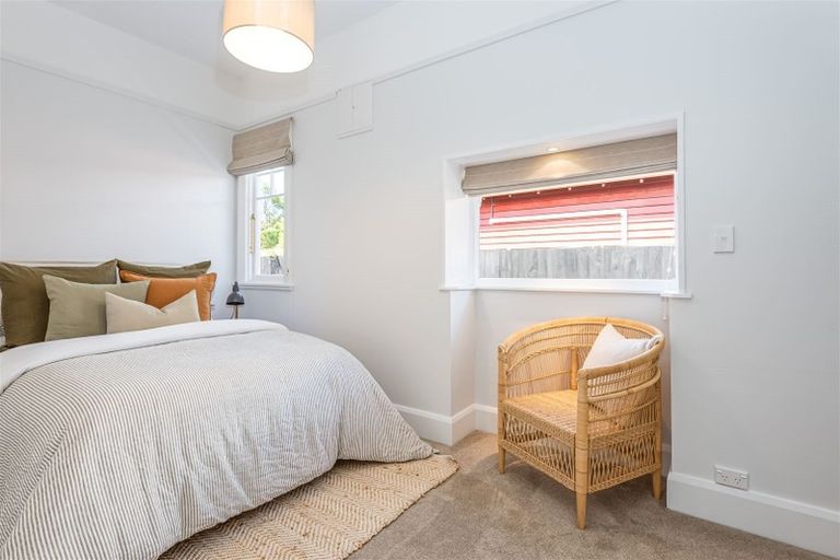 Photo of property in 18 Celia Street, Redcliffs, Christchurch, 8081