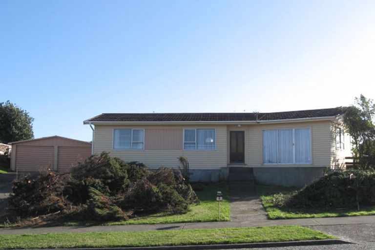 Photo of property in 2 Pennant Grove, Titahi Bay, Porirua, 5022
