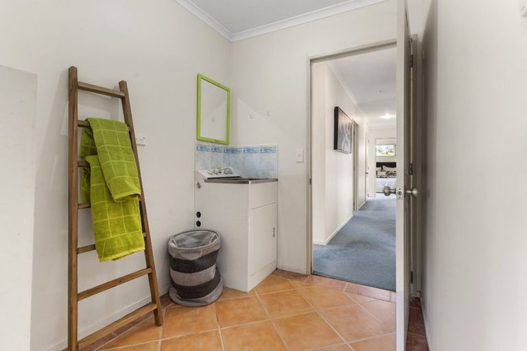 Photo of property in 3 Morewa Place, Takanini, 2112