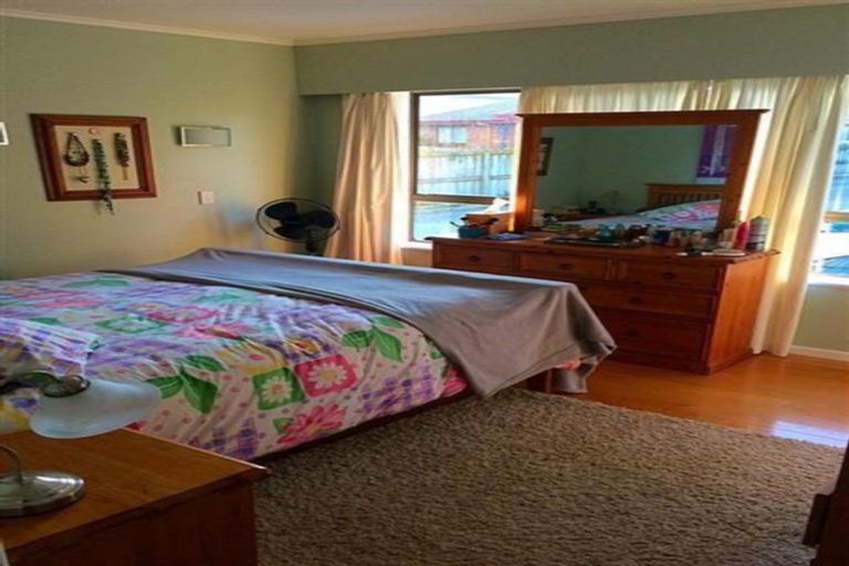Photo of property in 1/183 Bucklands Beach Road, Bucklands Beach, Auckland, 2012