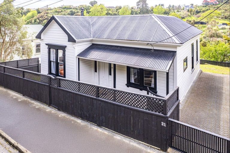 Photo of property in 21 Portal Street, Durie Hill, Whanganui, 4500