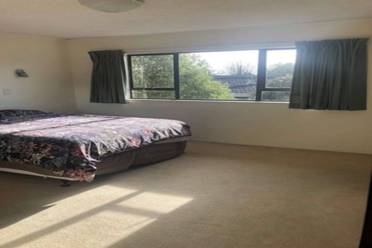 Photo of property in 21 Waitawa Place, Lynmore, Rotorua, 3010