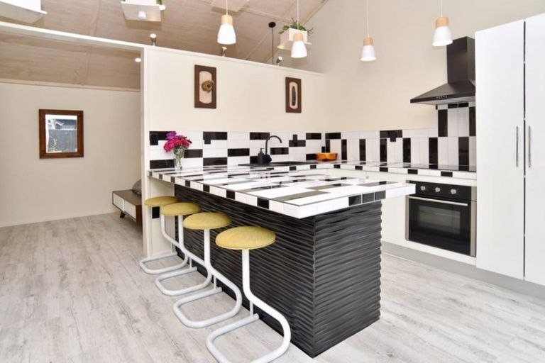 Photo of property in 7a Poulson Street, Addington, Christchurch, 8024