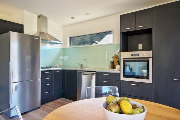 Photo of property in 141 Kent Street, Kingston, Athol, 9793