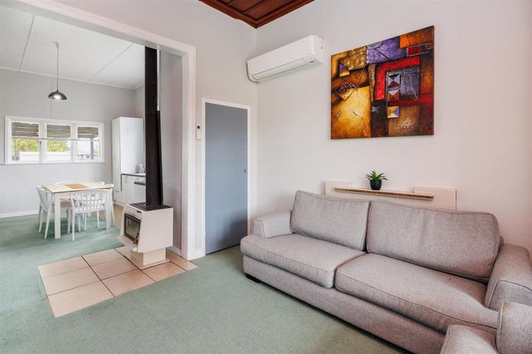 Photo of property in 10 Rira Street, Marton, 4710