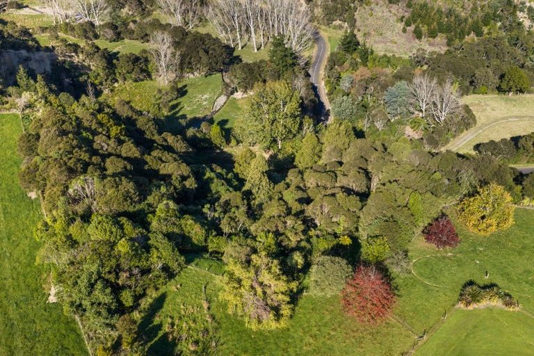 Photo of property in 139 Awahou Road South, Ashhurst, 4884