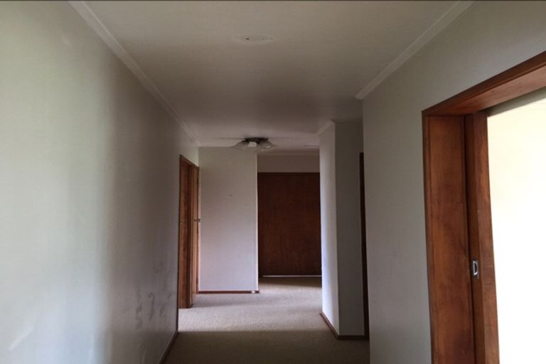 Photo of property in 77 Solar Road, Glen Eden, Auckland, 0602