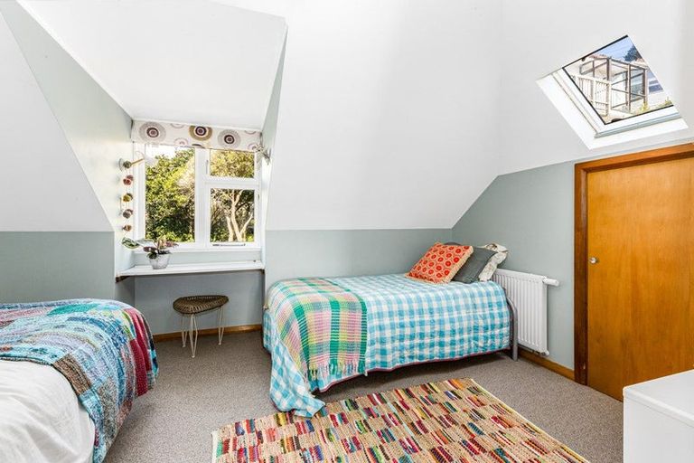 Photo of property in 194 Derwent Street, Island Bay, Wellington, 6023