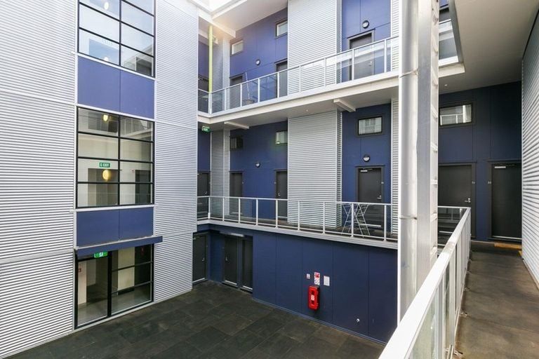 Photo of property in Urbane Apartments, 40/29 Webb Street, Mount Cook, Wellington, 6011
