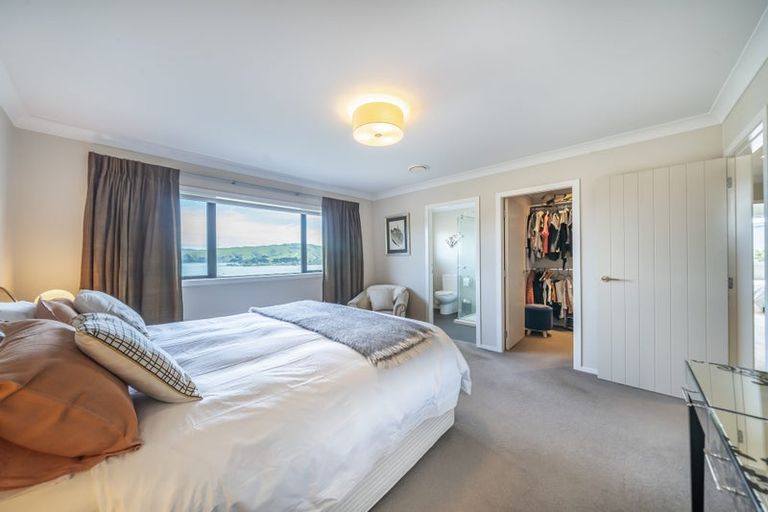 Photo of property in 24 The Masthead, Whitby, Porirua, 5024