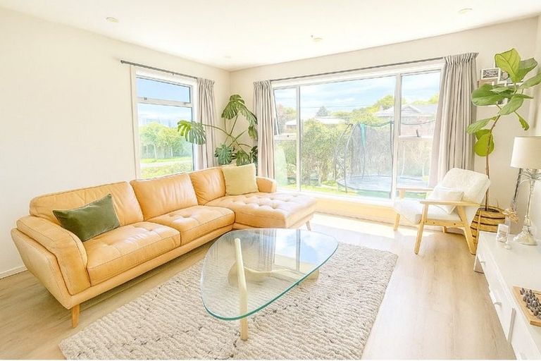 Photo of property in 38 Beckford Road, Saint Martins, Christchurch, 8022