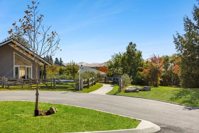 Photo of property in 7 Greenwood Lane, Wanaka, 9305