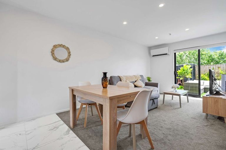 Photo of property in 6/137 View Road, Sunnyvale, Auckland, 0612