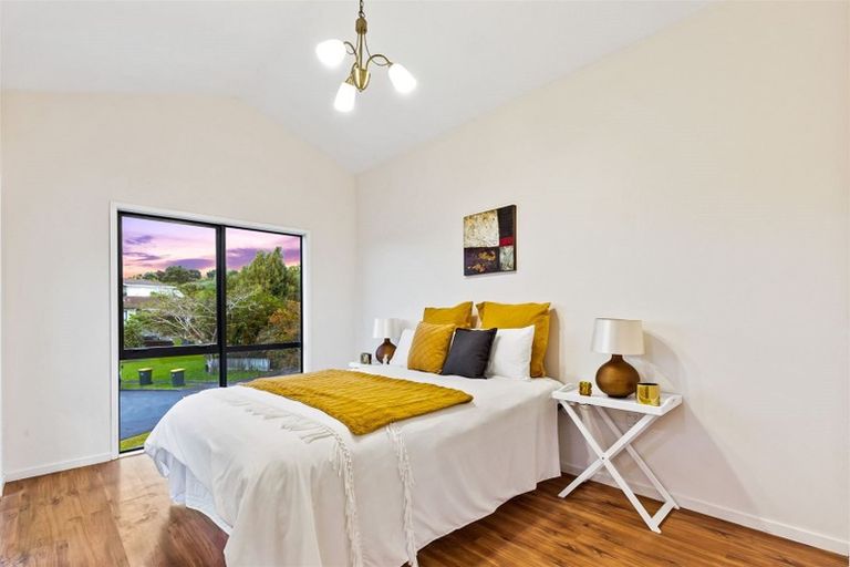 Photo of property in 17 Ebony Place, Massey, Auckland, 0614