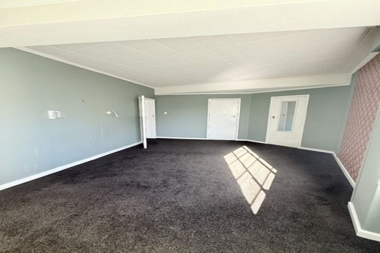 Photo of property in Wharenui Apartments, 274 Oriental Parade, Oriental Bay, Wellington, 6011