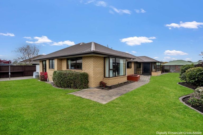 Photo of property in 10 Innisfree Place, Northwood, Christchurch, 8051