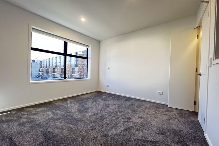 Photo of property in 8b/5 Taramea Place, Addington, Christchurch, 8024