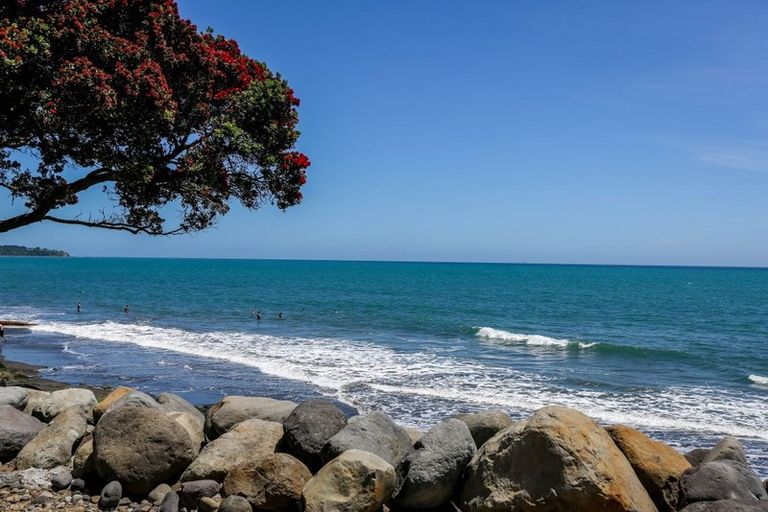 Photo of property in 25-27 Onaero Beach Road, Onaero, Waitara, 4383