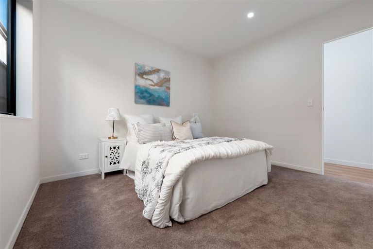 Photo of property in 46 Whakairo Crescent, Gulf Harbour, Whangaparaoa, 0930