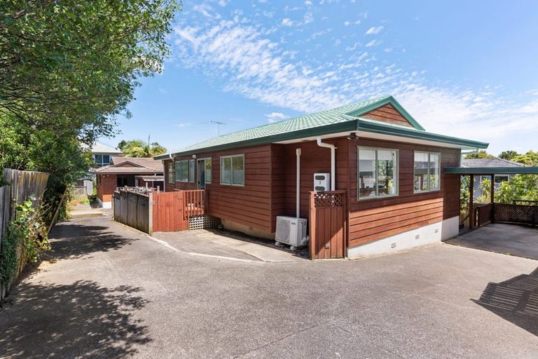 Photo of property in 2/4 Gibraltar Street, Howick, Auckland, 2014