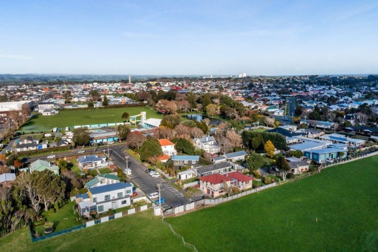 Photo of property in 3 Williams Avenue, Hawera, 4610