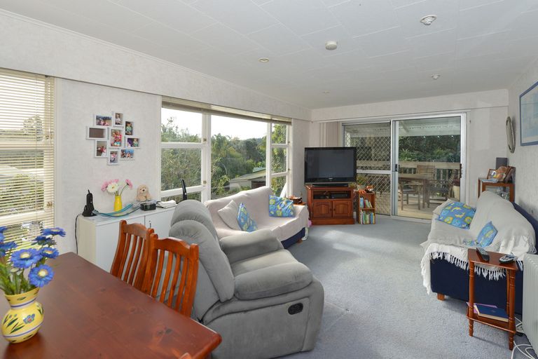Photo of property in 12 Rugby Place, Te Kamo, Whangarei, 0112