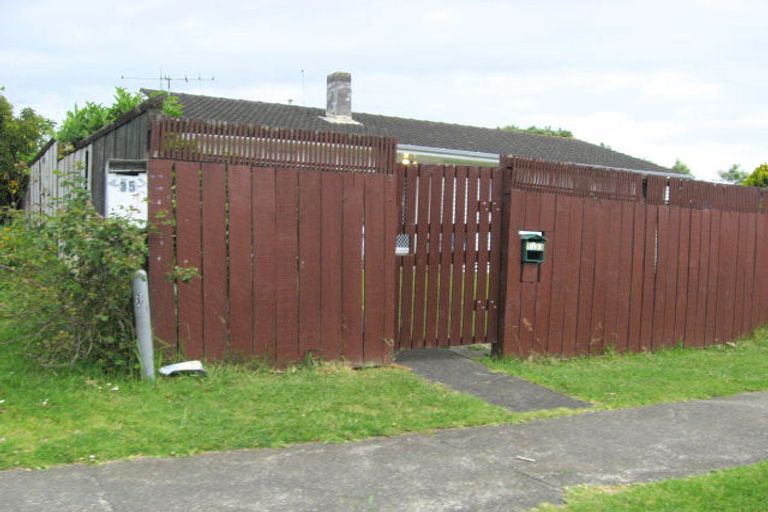 Photo of property in 2/33 Idlewild Avenue, Mangere, Auckland, 2022