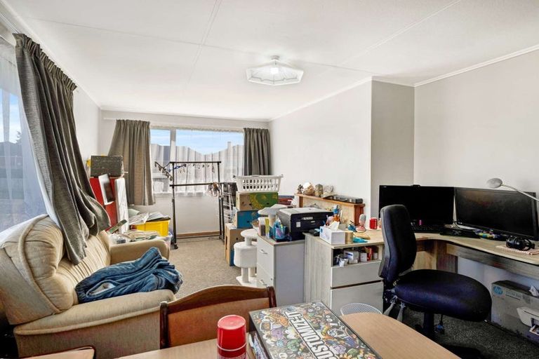 Photo of property in 15 Churchill Crescent, Tawhero, Whanganui, 4501