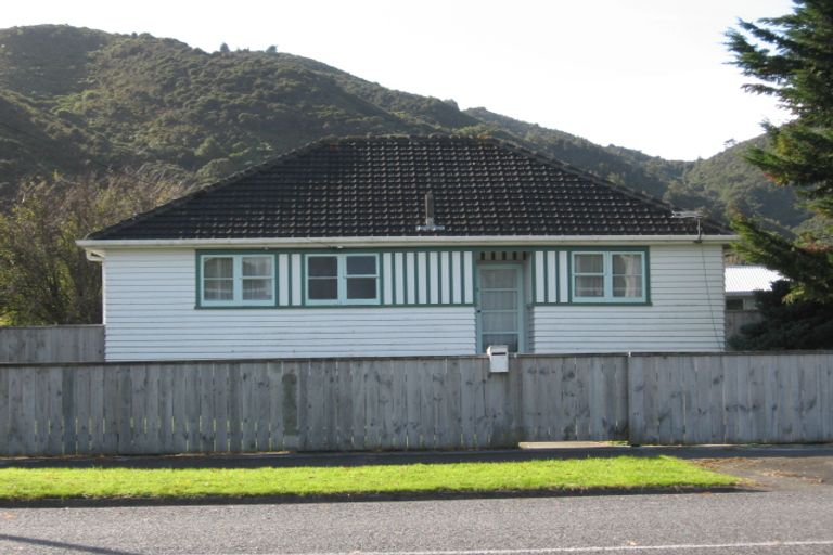 Photo of property in 101 Kowhai Street, Naenae, Lower Hutt, 5011