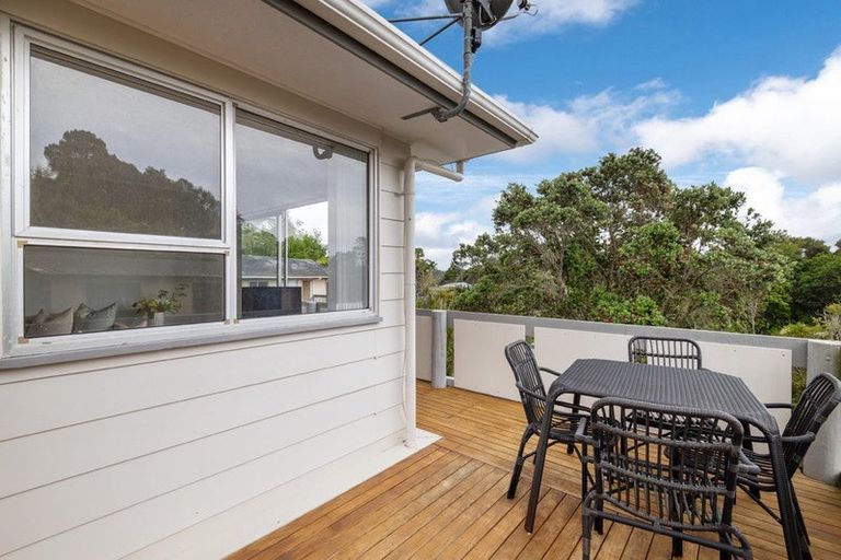 Photo of property in 1/21 Bonito Place, Bayview, Auckland, 0629
