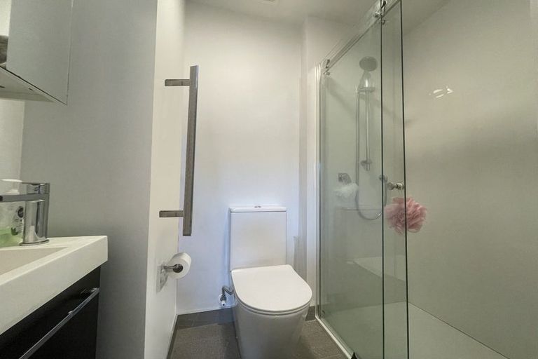 Photo of property in 2u1 Hindmarsh Street, Johnsonville, Wellington, 6037