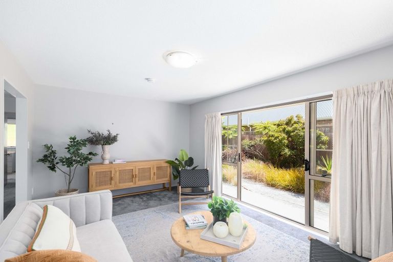 Photo of property in 2/196 England Street, Linwood, Christchurch, 8011